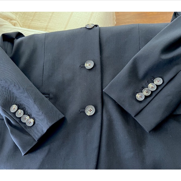 EVERLANE The '80's Italian Wool Blend Oversized 3-Button Blazer in Black - 4 - Picture 5 of 11